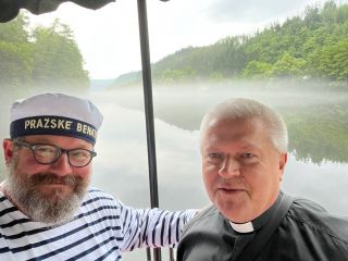 Otec Paweł Adam Dębek Ráno přede Mší Svatou